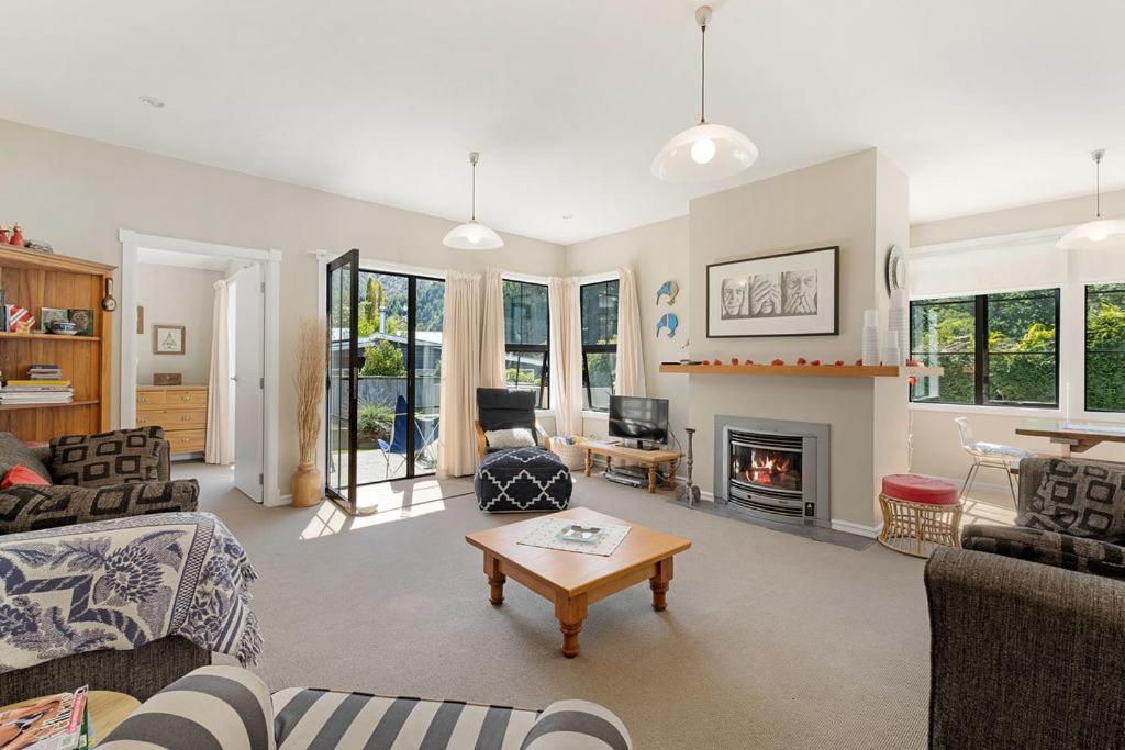 Lavender Country Cottage - Arrowtown Holiday Home Esterno foto